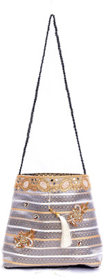 

Cliink Bags Women Evening/Party Grey Acrylic Sling Bag