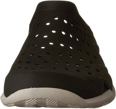 

Crocs Boys Slip-on Clogs(Black