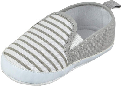 

Instabuyz Boys & Girls Slip on Sneakers(Grey