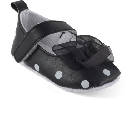 

KITTENS Girls Velcro Ballerinas(Black