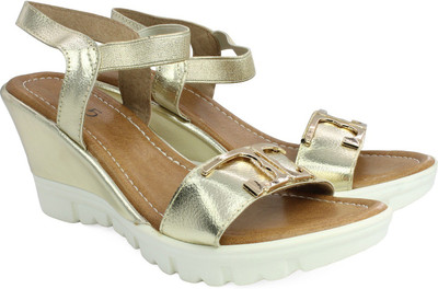

Inc.5 Women GOLD Wedges