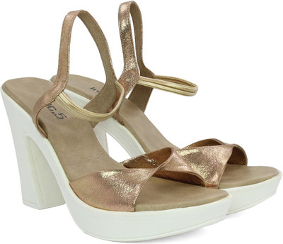 

Inc.5 Women SULTAN Heels