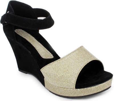 

Atist Women Black Wedges