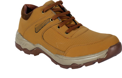 

Albania Stylish and Comfortable Outdoors For Men(Tan