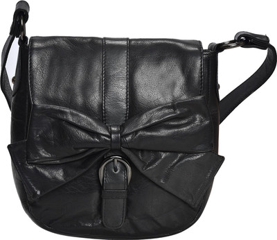 

Bagatella Girls Casual Black Genuine Leather Sling Bag
