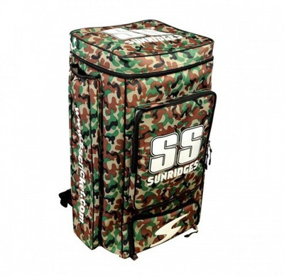 

SS tonduffle duffletwobatsspace(Multicolor, Kit Bag)