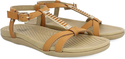 

Inc.5 Women TAN Flats