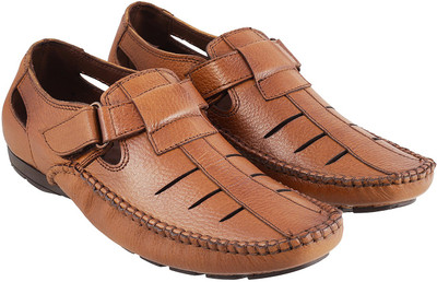 

Mochi Men 23,Tan Sandals