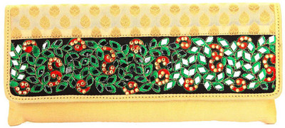

Utsavi Party Beige Clutch