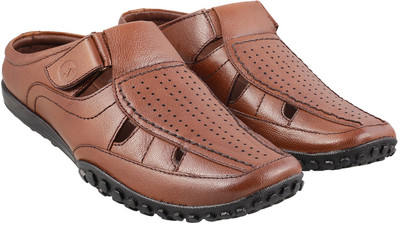

Metro Men 23,Tan Sandals