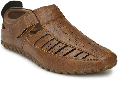 

Mactree Men Tan Sandals