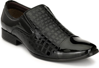 

Peponi StylishBlackSyntheticLeatherAlbertoTaskinFormalShoes Corporate Casuals For Men(Black