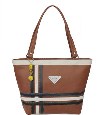 

Aliya Shoulder Bag(Tan)