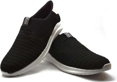 

Stylish Brawo Slip-on Slip On Sneakers For Men(Black