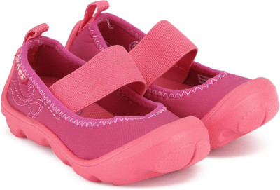 

Crocs Girls Strap Ballerinas(Pink, Coral/raspberry