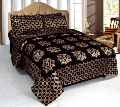 

Decorista 150 TC Velvet Double Floral Bedsheet(Pack of 1, Black)