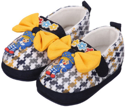 

Icable BOOTY604_YELLOWGIRL_13 Booties(Toe to Heel Length - 4 cm Yellow)