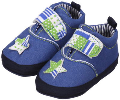 

Icable BOOTY605_GREENSTAR_15 Booties(Toe to Heel Length - 4 cm Green)