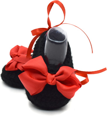 

Magic Needles Newborn Baby Socks Soft Sole Prewalker Ballerinas Booties(Toe to Heel Length - 10 cm Black)