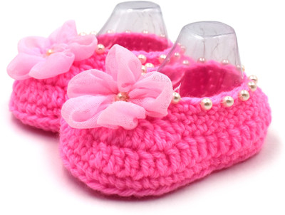 

Magic Needles Newborn Baby Socks Soft Sole Prewalker Booties Booties(Toe to Heel Length - 10 cm Pink)