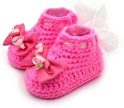 Magic Needles Newborn Baby Socks Soft Sole Prewalker Ankle Booties Booties(Toe to Heel Length - 11 cm Pink)