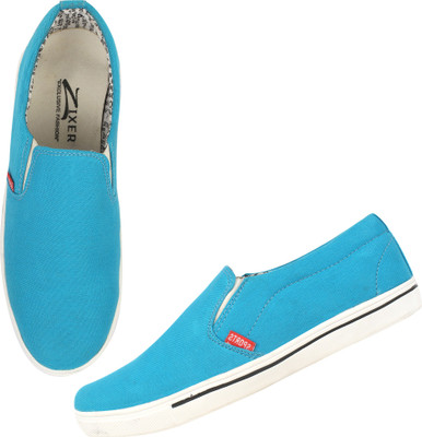 

Zixer Low Top Twist Slip On Sneakers For Men(Blue, Sky blue