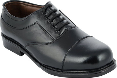 LeatherSofty Leathersofty Black Leather oxford shoes Lace Up For Men(Black