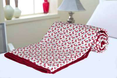 

Polka Printed  Hooded Baby Blanket(Cotton, Red
