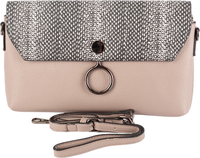 

DAKS Sling Bag(Multicolor)
