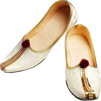 

Harshvardhanmart Boys & Girls Velcro Jutis(Gold, Light golden
