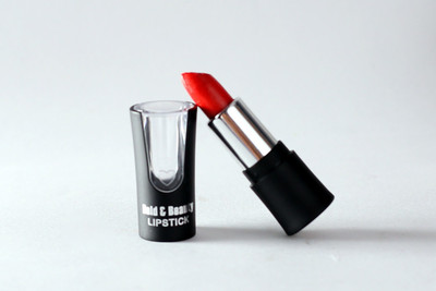 

Benny Bold & Beauty Lipstick Red (829 )(Red, 10 ml)