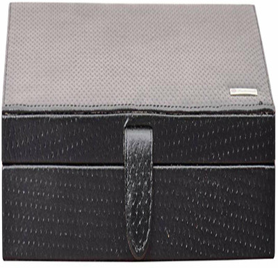 

Leatherman 1325A keeping jewellary safe fro a long period of time Vanity Box(Black)