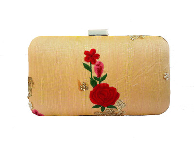 

worthyy enterprises Party, Party Beige Clutch