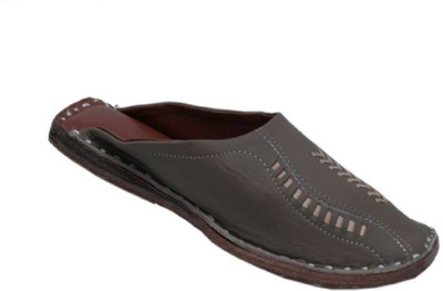 

KOLHAPURI Men Brown Flats