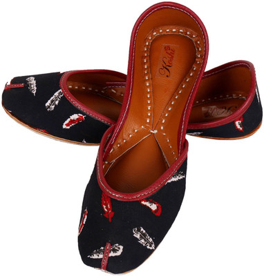 

Koshi Feather Design Jutis For Women(Navy