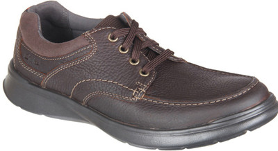 

Clarks Casuals For Men(Brown