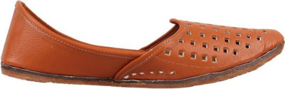 

Rajwari Jutis For Men(Tan, Camel
