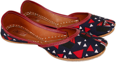 

Koshi Triangle Design Jutis For Women(Navy, Dark blue