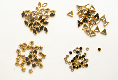 

ecaart Kundans Bezels Pastable for Jewelry Making and Decorations Pack of 80pcs