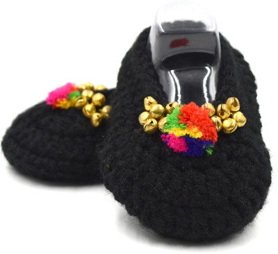 

Magic Needles Booties(Toe to Heel Length - 10 cm Black)