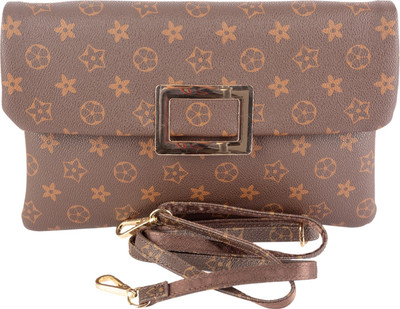 

Daks Casual Brown Clutch