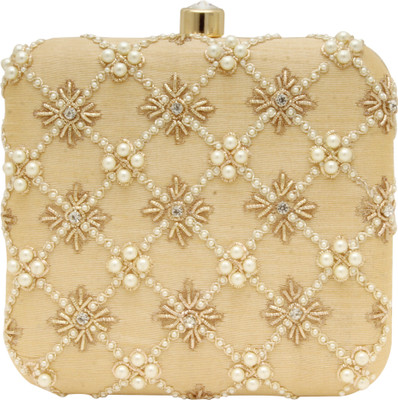 

Desi Darzi Party Beige Clutch
