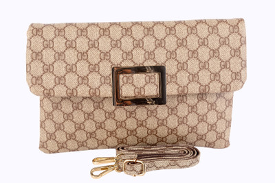 

Daks Casual Beige Clutch