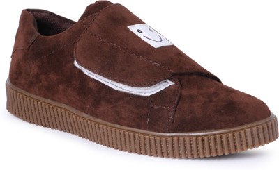

CLOSHO Brown Casual Shoes Casuals For Men(Brown