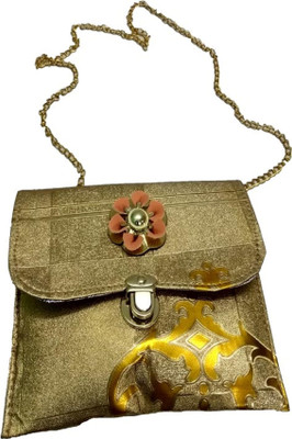 

MVD Girls Evening/Party, Casual, Formal Gold Leatherette Sling Bag