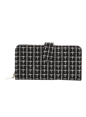 

Allen Solly Women Black Genuine Leather Wallet(4 Card Slots)