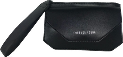 

Lelys Women Black Artificial Leather Wallet