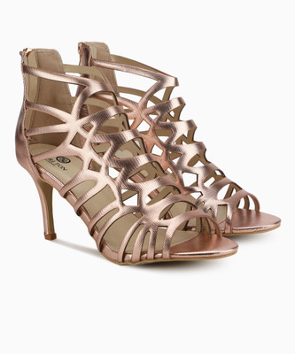 

Carlton London Women LTPUDRA Heels