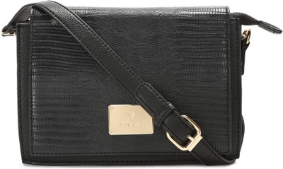 

Van Heusen Sling Bag(Black)