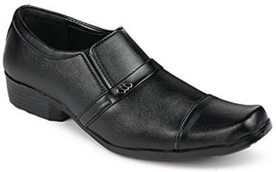 

Kajmi Slip On For Men(Brown
